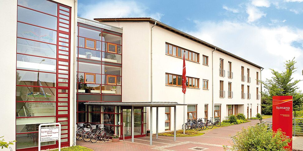 Torgelow ist eine Kleinstadt im Landkreis Vorpommern-Greifswald in Mecklenburg-Vorpommern. Die Nachbarorte Müggenburg, Spechtberg und Torgelow-Holländerei bieten zahlreiche weitere Ausflugsziele.