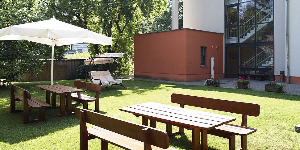 Jobs in Guben für Pflegehelfer und Pflegehilfskräfte aus Polen, z. B. Szczecin, Police, Nowe Warpno, Gryfino, Chojna, Łęknica, Sorau, Sagan, Krosno Odrzańskie, Cybinka, Lubsko und Zielona Góra..