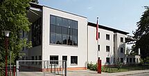 Forst ist die Kreisstadt des brandenburgischen Landkreises Spree-Neiße in der Niederlausitz. Im Zwickauer Umland befinden sich Spremberg, Cottbus, Weißwasser/Oberlausitz, Hoyerswerda und Bad Muskau.